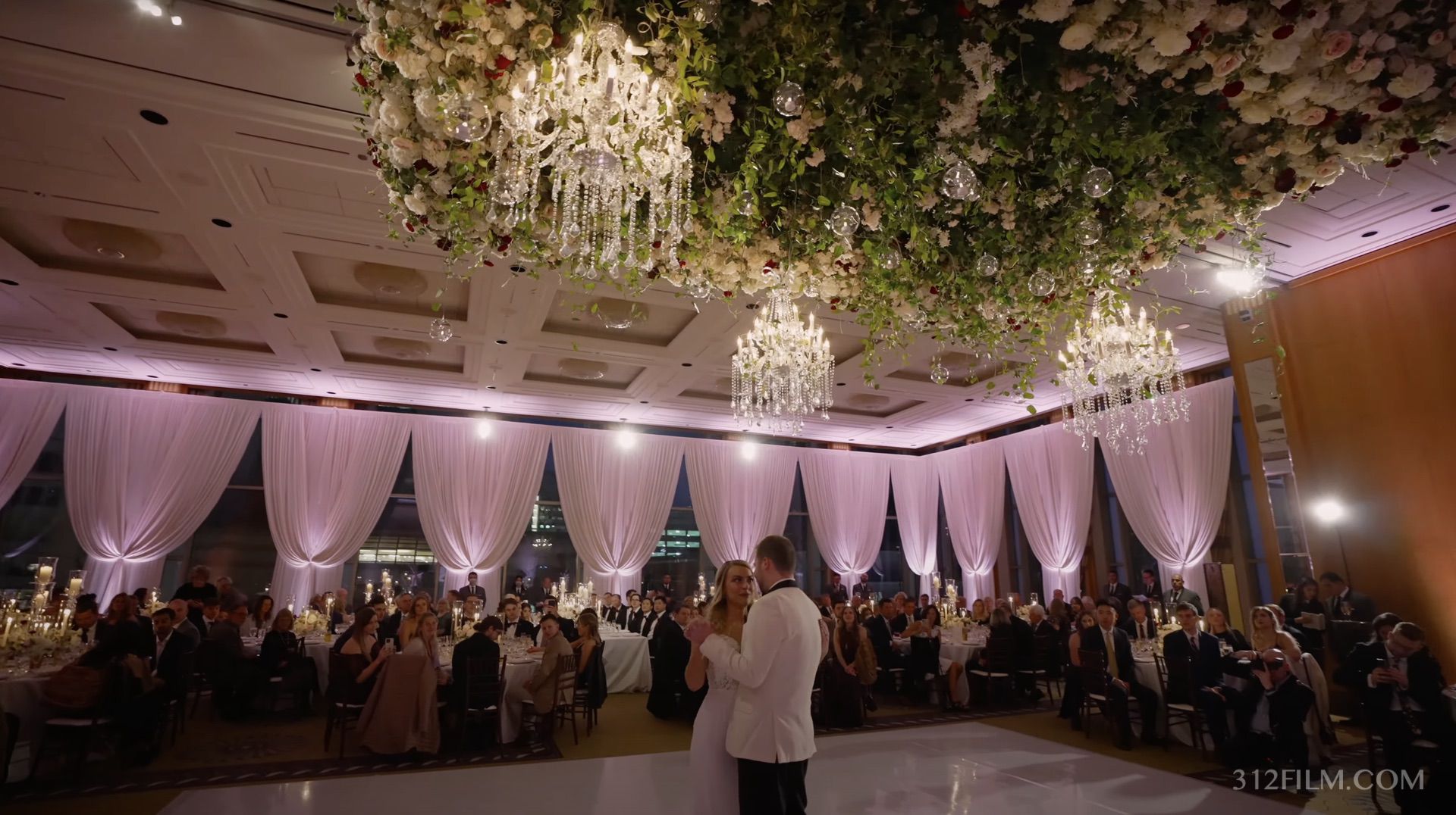 The Peninsula Chicago Wedding Cost Guide