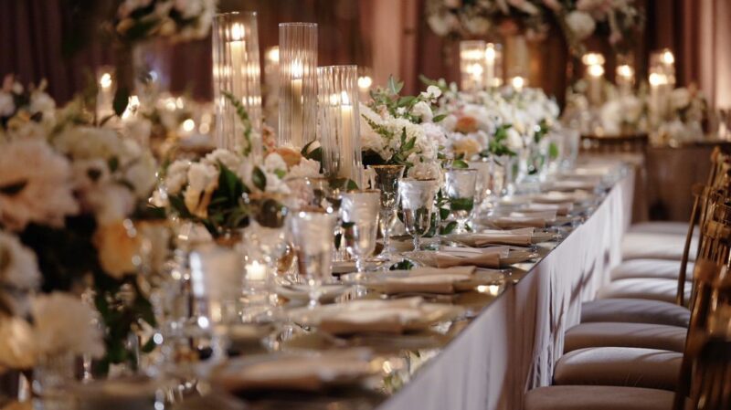 Wonderful wedding flower decorations at the Ritz-Carlton, Chicago, courtesy of Steve Flower Market, Chicago.