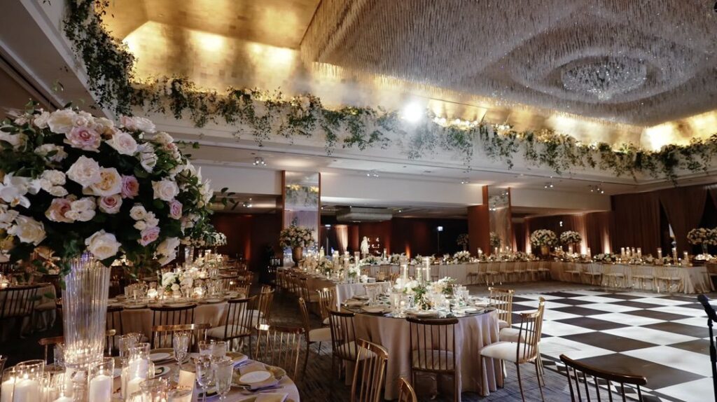 Wonderful wedding flower decorations at the Ritz-Carlton, Chicago, courtesy of Steve Flower Market, Chicago.