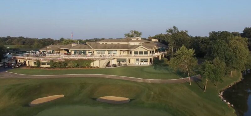 Aerial view of Ivanhoe Club's clubhouse at Wedding.